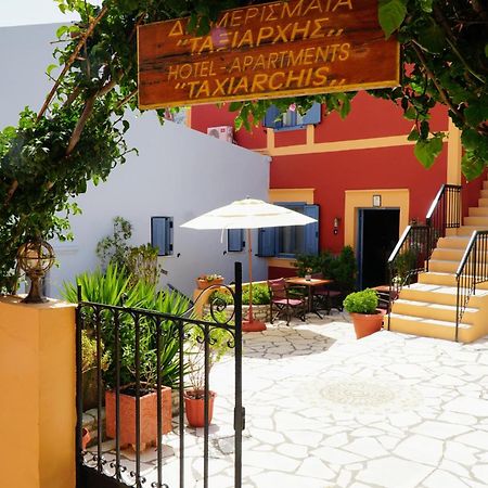 Taxiarchis Aparthotel Symi Exterior foto