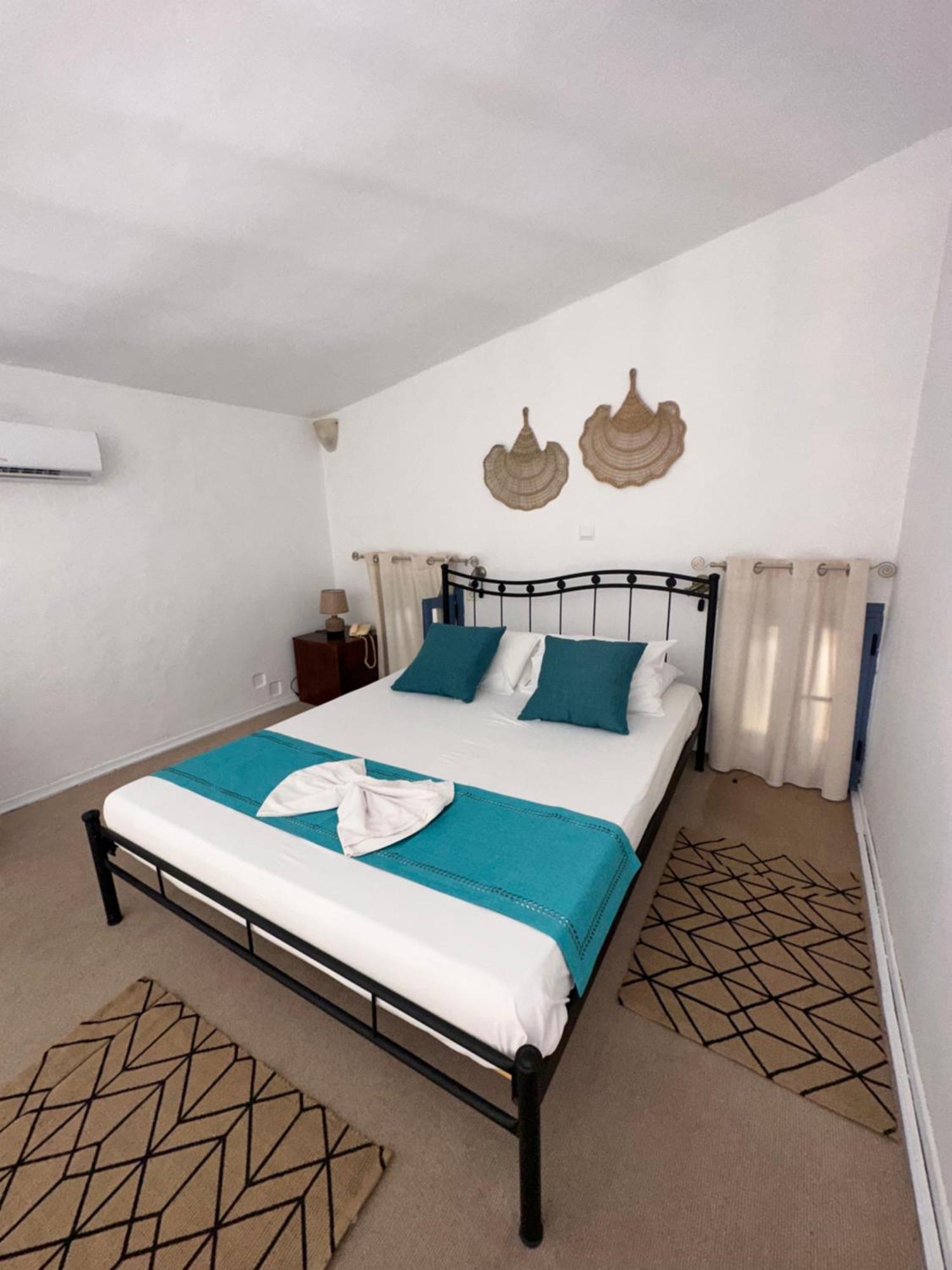 Taxiarchis Aparthotel Symi Exterior foto